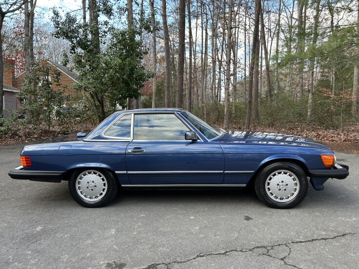Thumbnail Photo undefined for 1986 Mercedes-Benz 560SL